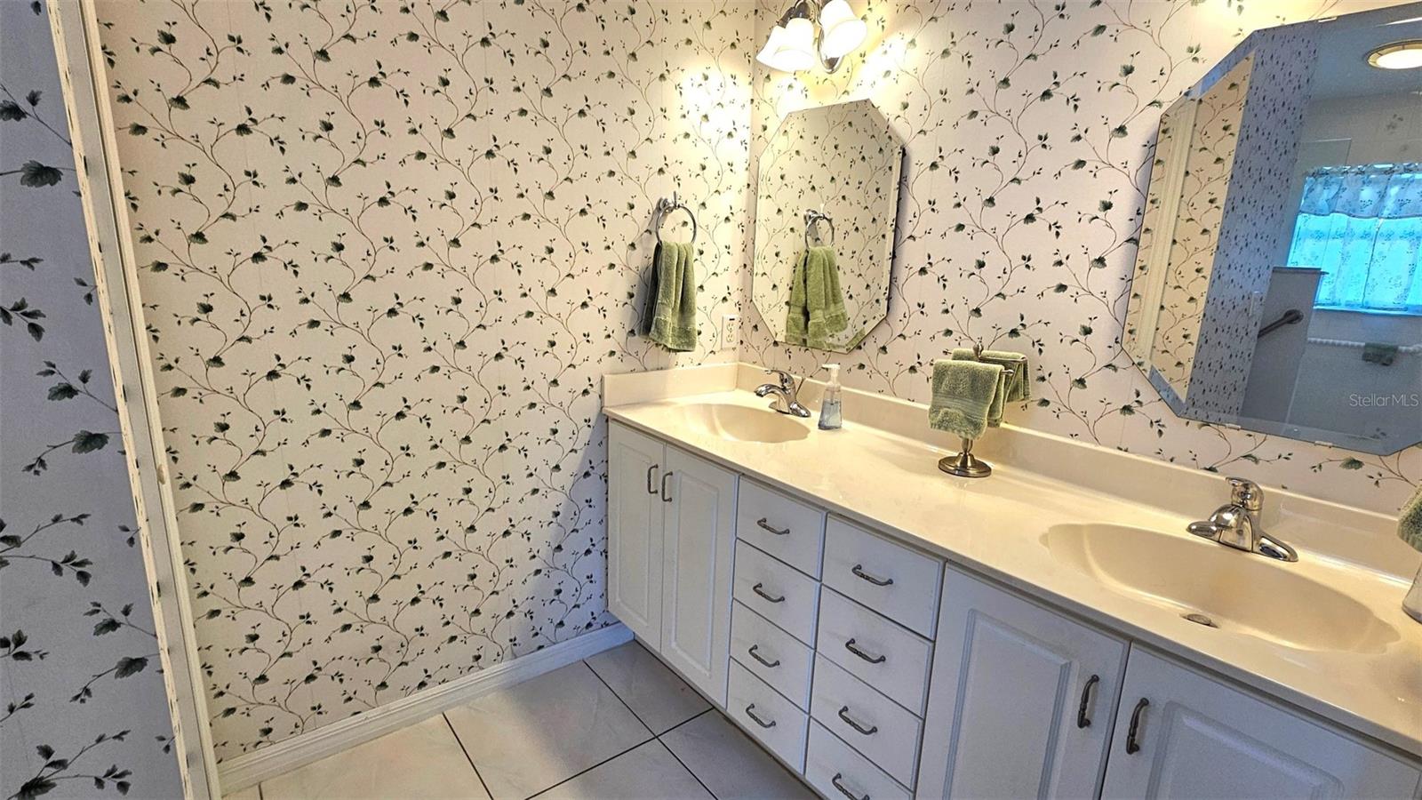 Image 37 of 62 For 257 Golf Club Drive