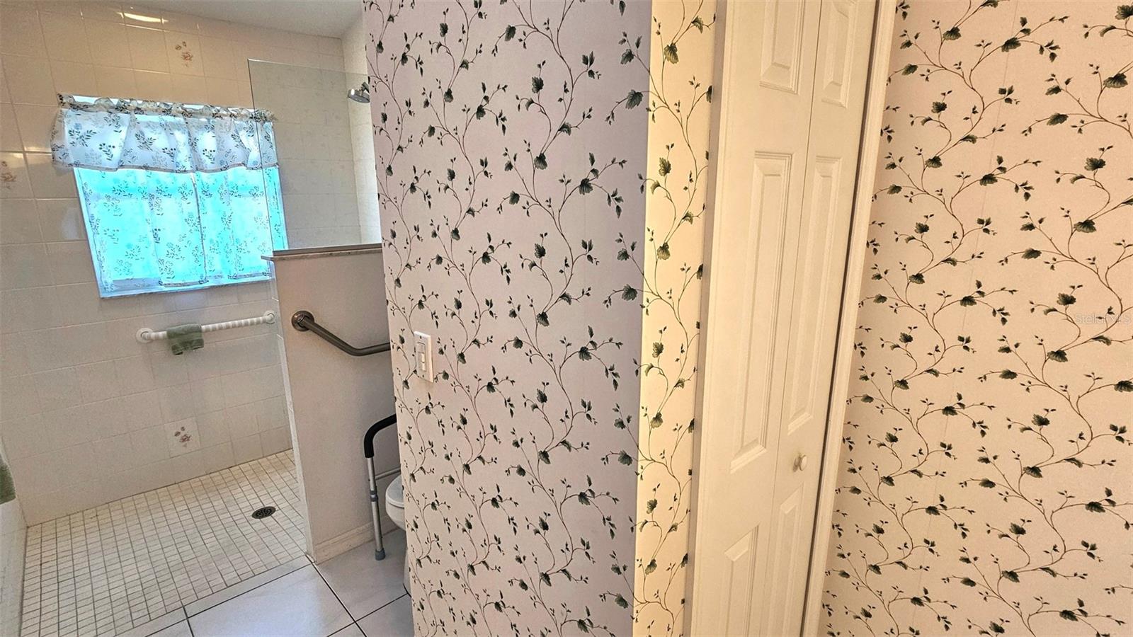 Image 38 of 62 For 257 Golf Club Drive