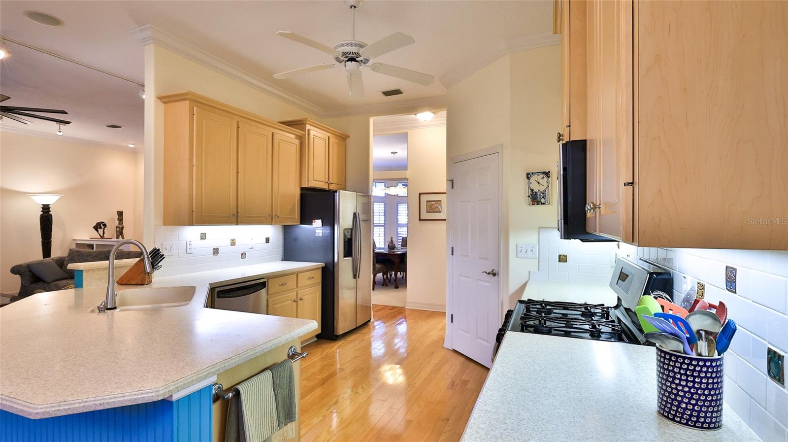 Image 34 of 83 For 2815 Bay Side Drive