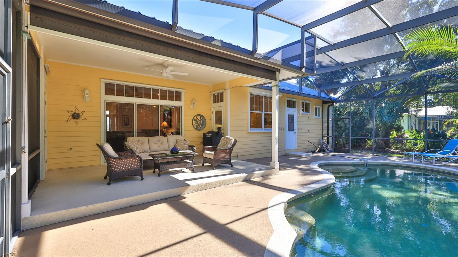 Image 42 of 83 For 2815 Bay Side Drive