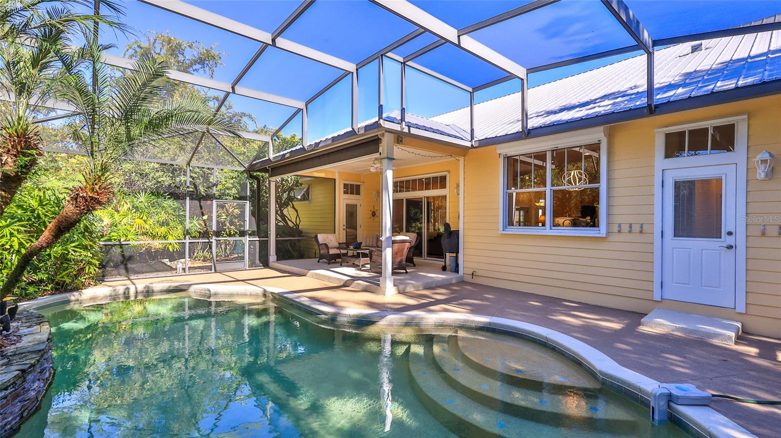 Image 43 of 83 For 2815 Bay Side Drive