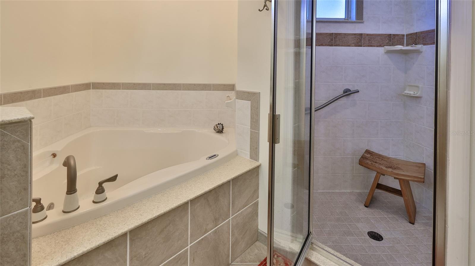 Image 48 of 83 For 2815 Bay Side Drive