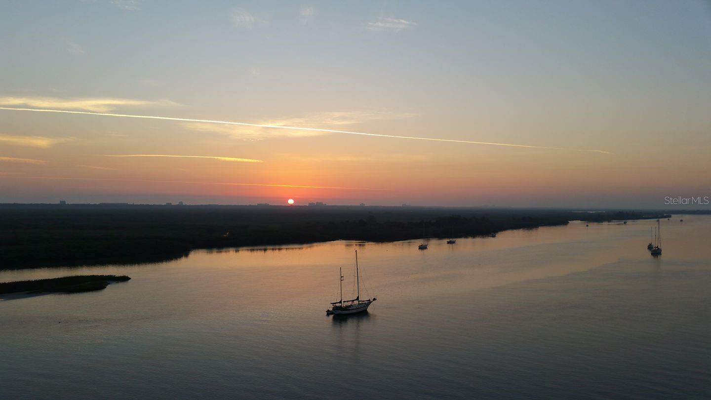 Image 75 of 83 For 2815 Bay Side Drive