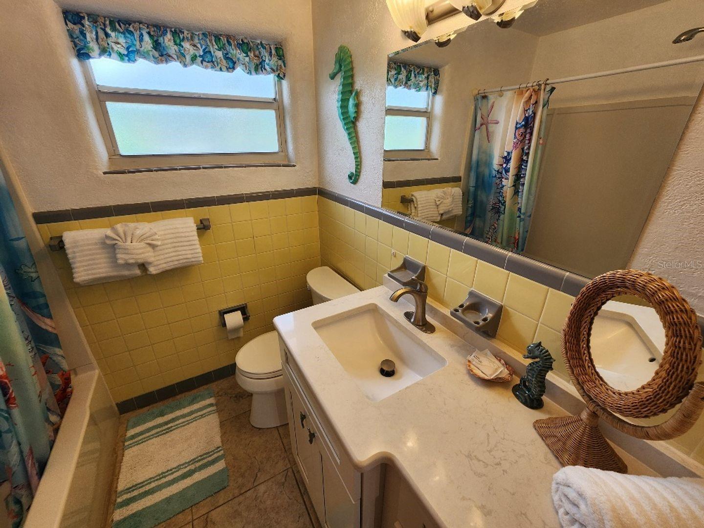 Image 12 of 21 For 2006 Hill Street