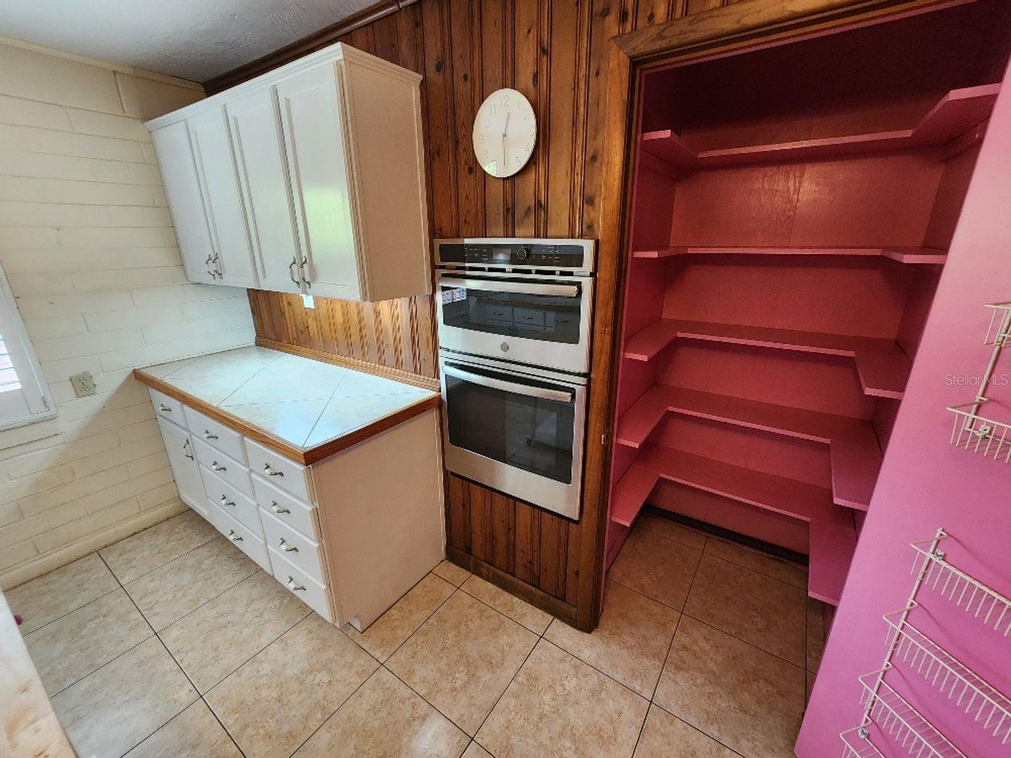 Image 9 of 21 For 2006 Hill Street