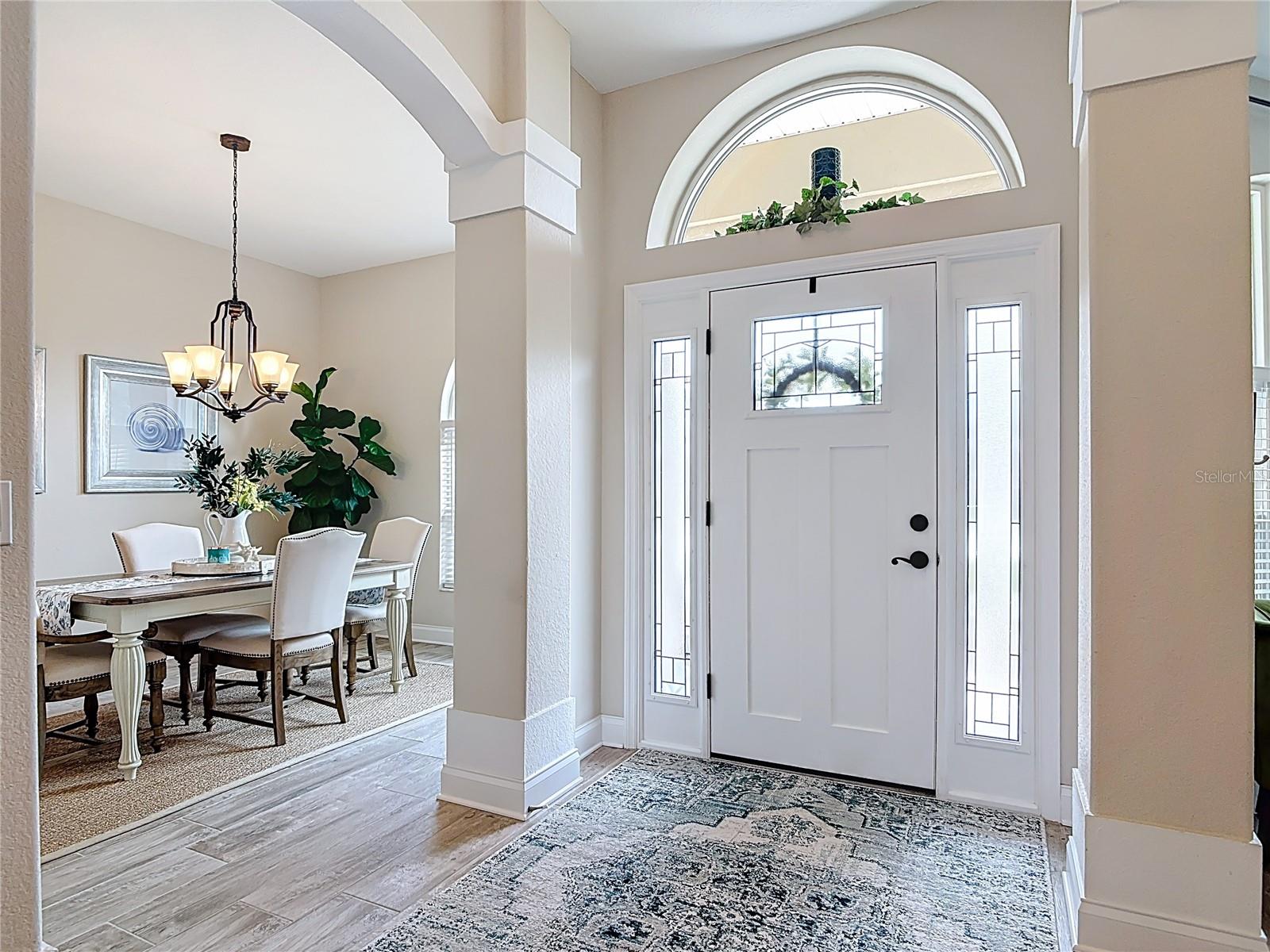 Image 3 of 43 For 6462 Longlake Drive