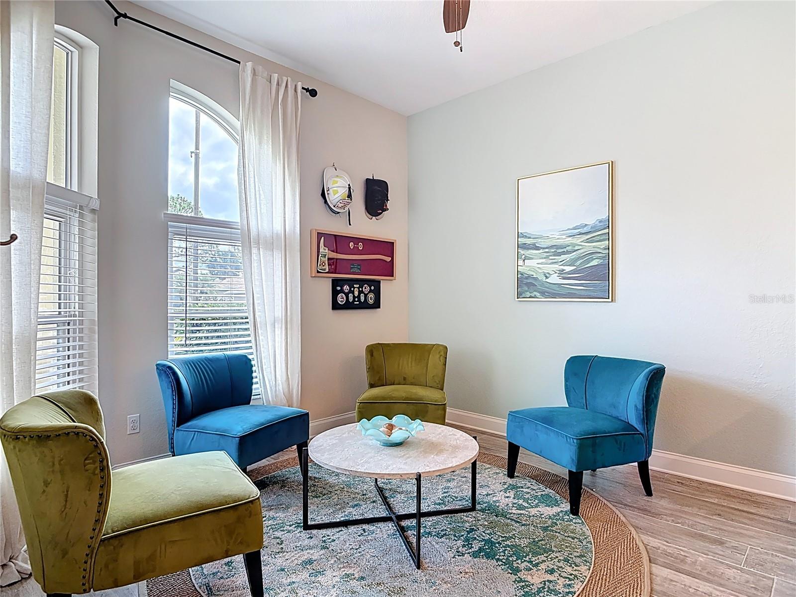 Image 5 of 43 For 6462 Longlake Drive