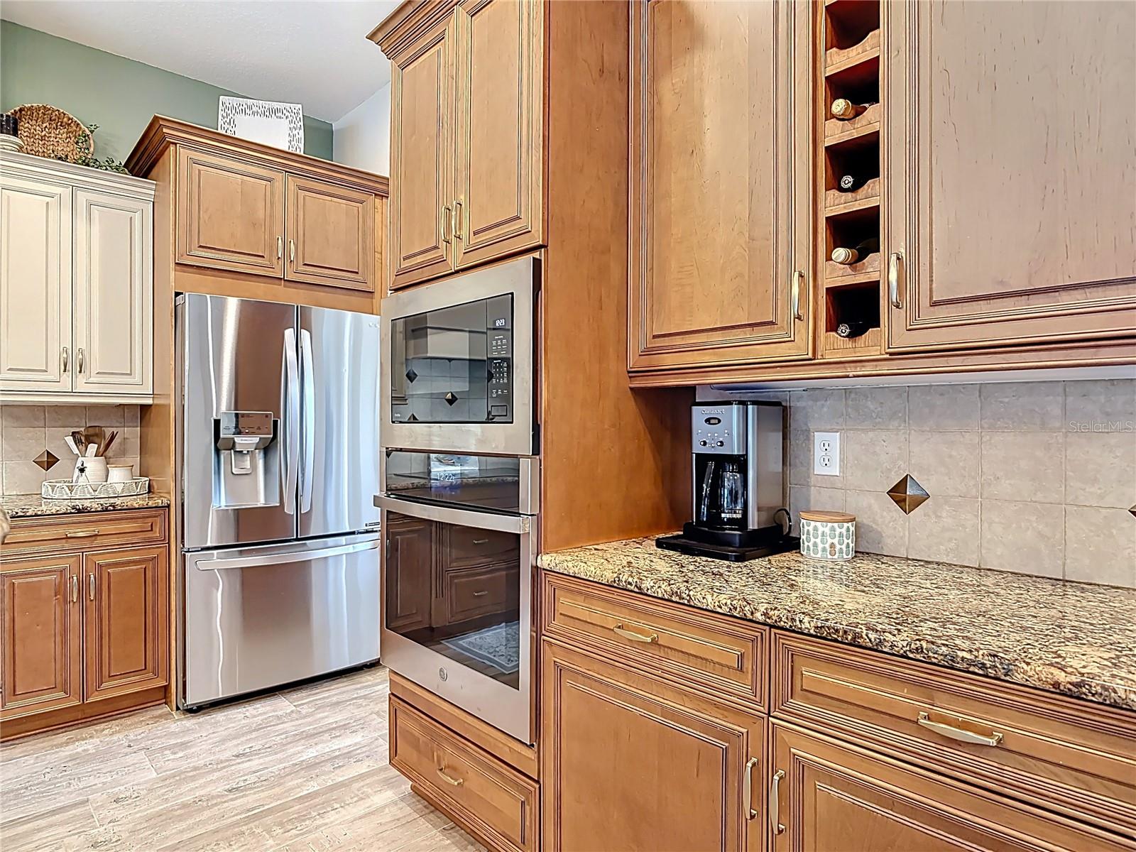 Image 8 of 43 For 6462 Longlake Drive