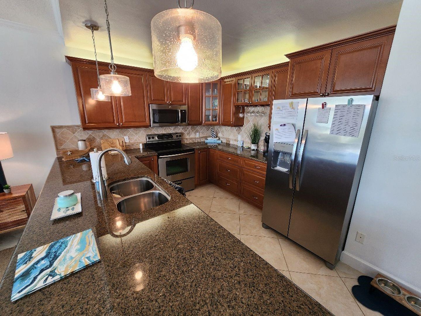 Image 3 of 15 For 520 Peninsula Avenue 2c6