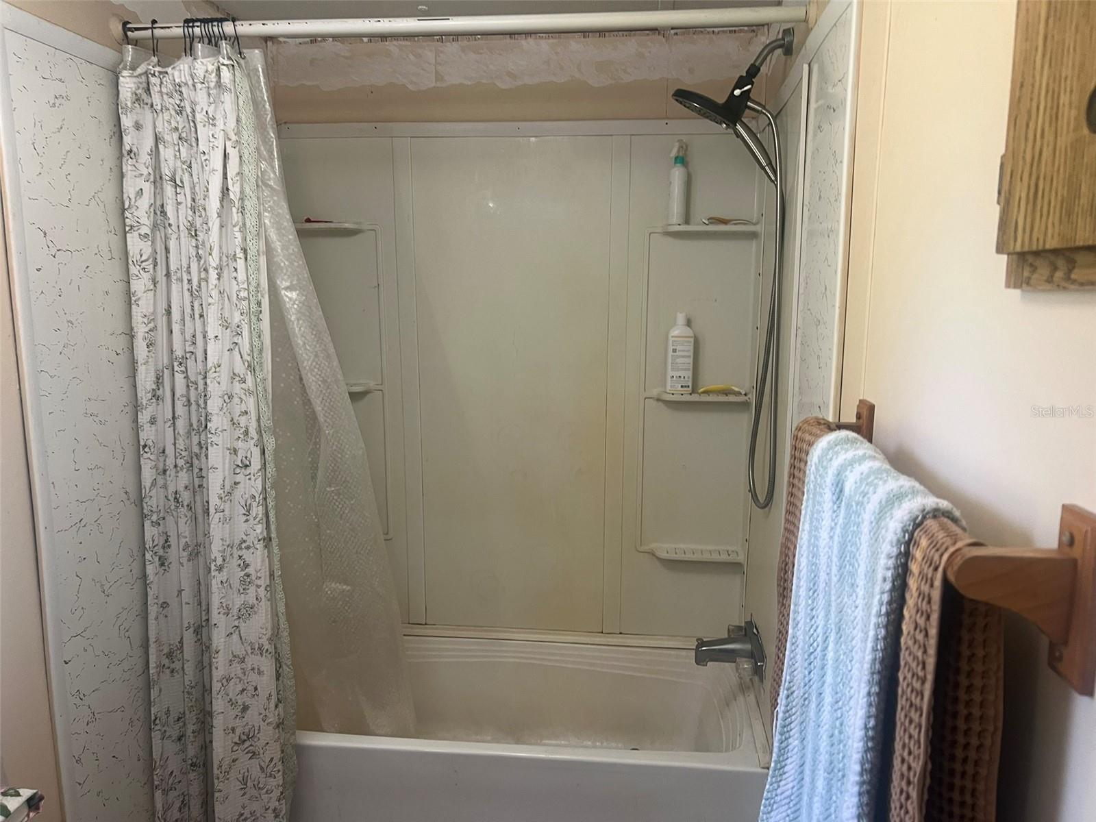 Image 14 of 43 For 17400 35th Lane