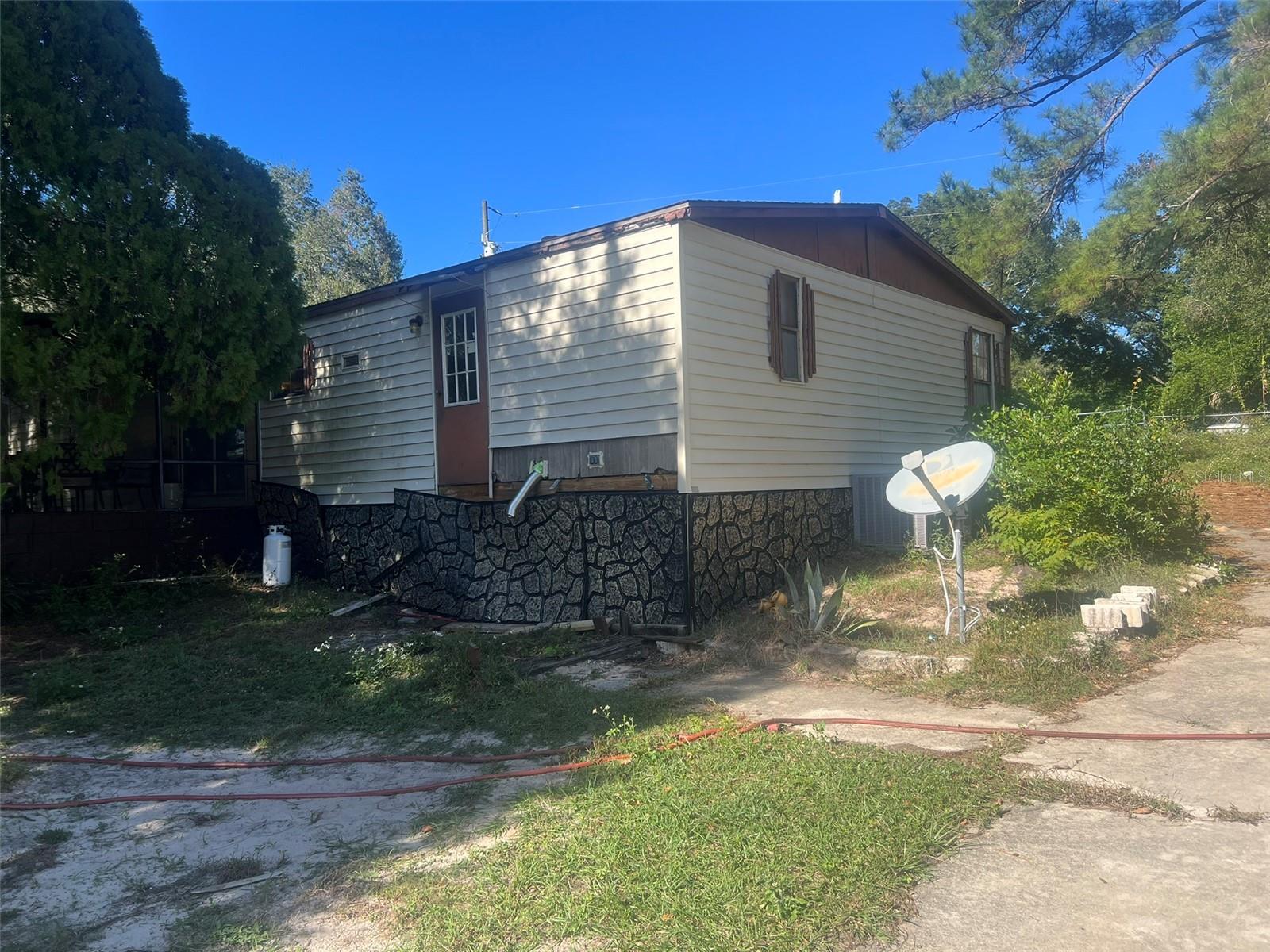 Image 36 of 43 For 17400 35th Lane