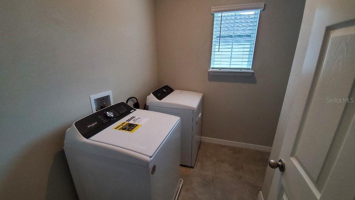 Image 21 of 22 For 434 Venetian Palms Boulevard