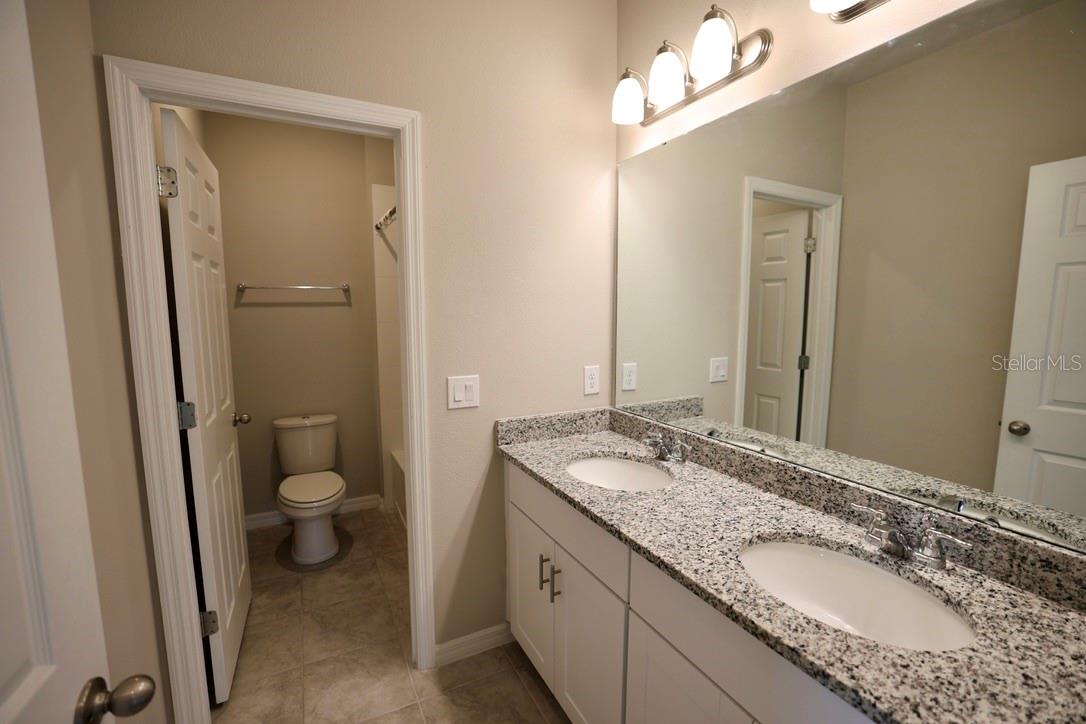 Image 28 of 52 For 434 Venetian Palms Boulevard