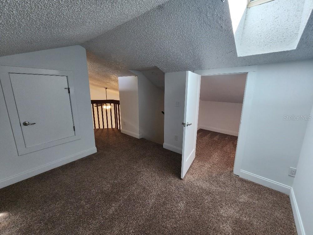 Image 11 of 15 For 627 Glendevon Drive