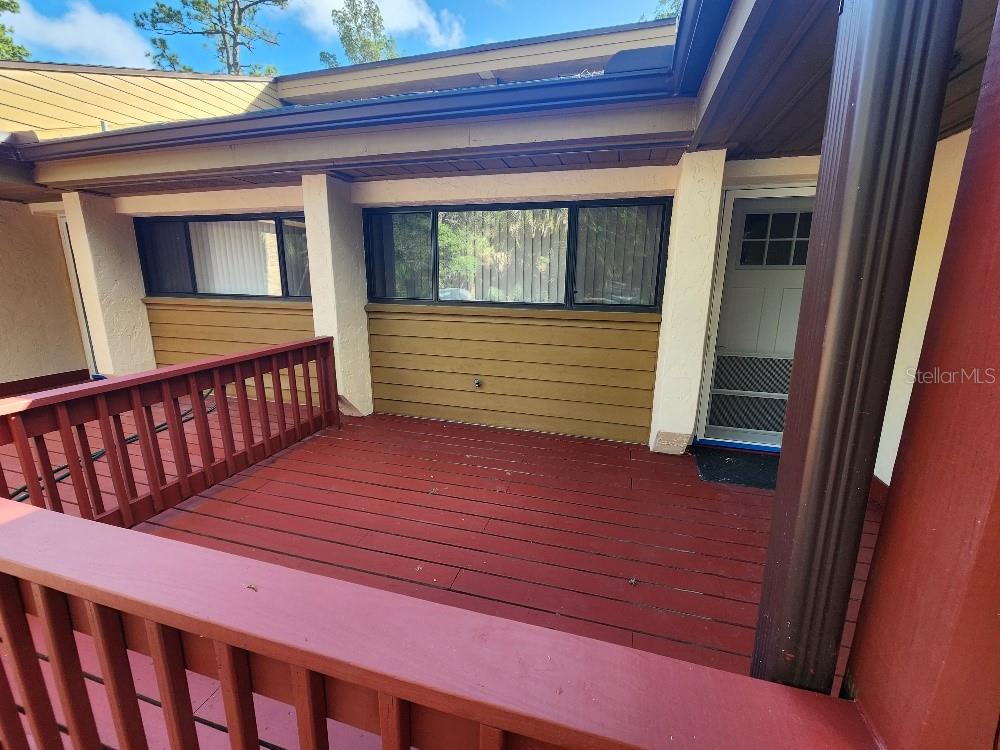 Image 14 of 15 For 627 Glendevon Drive