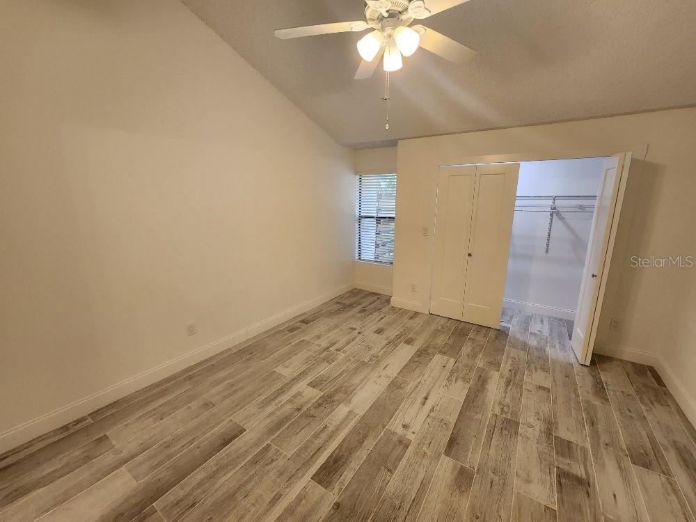 Image 5 of 15 For 627 Glendevon Drive