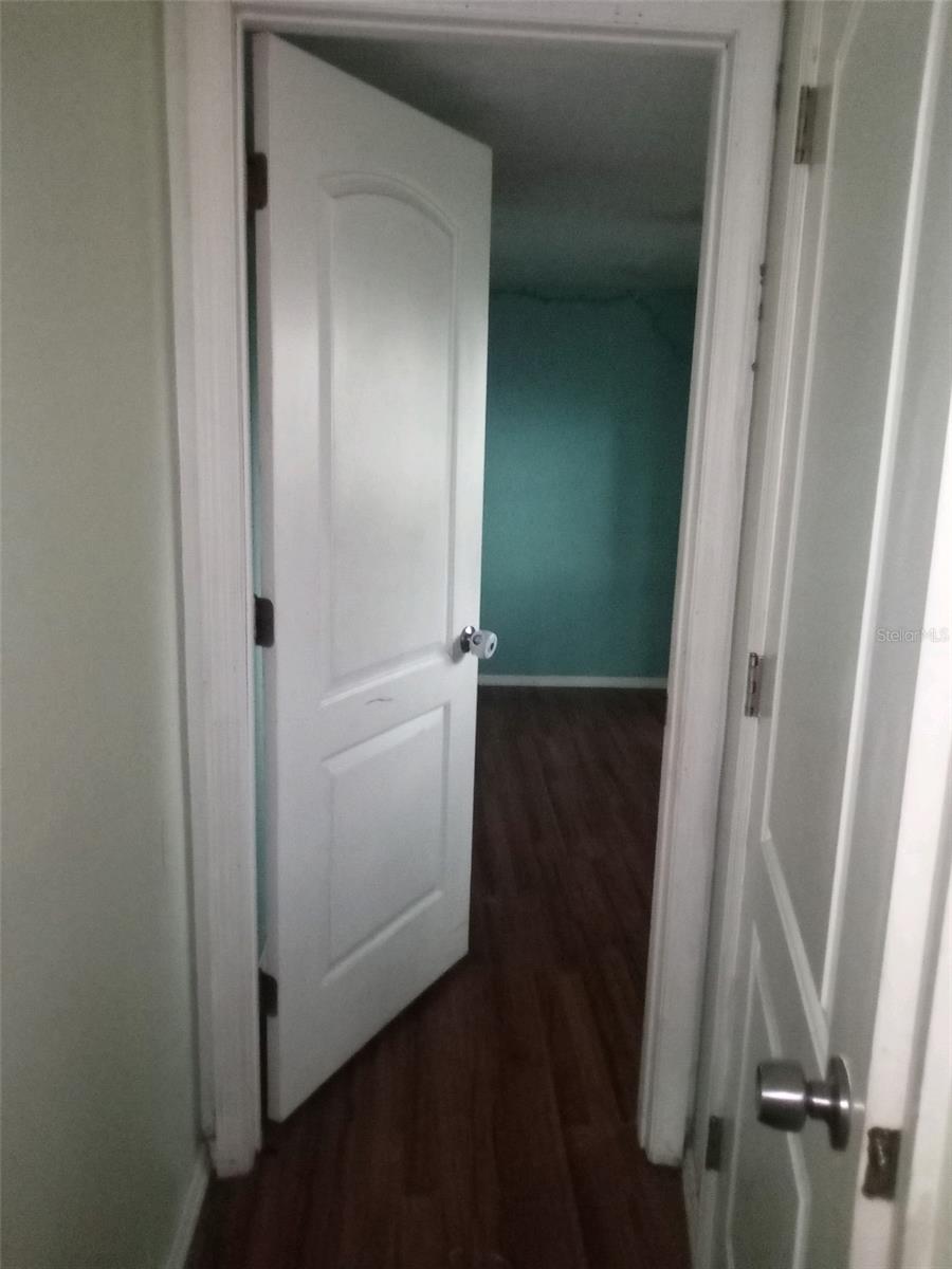 Image 3 of 18 For 44721 Forest View Road