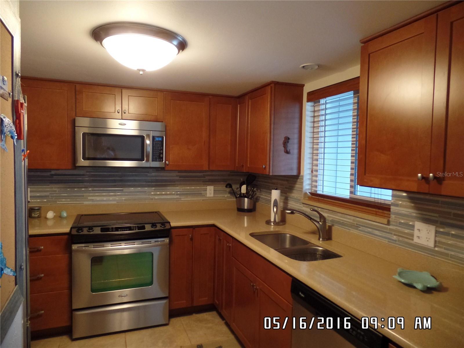 Image 3 of 11 For 815 Ocean Shore Boulevard 10a