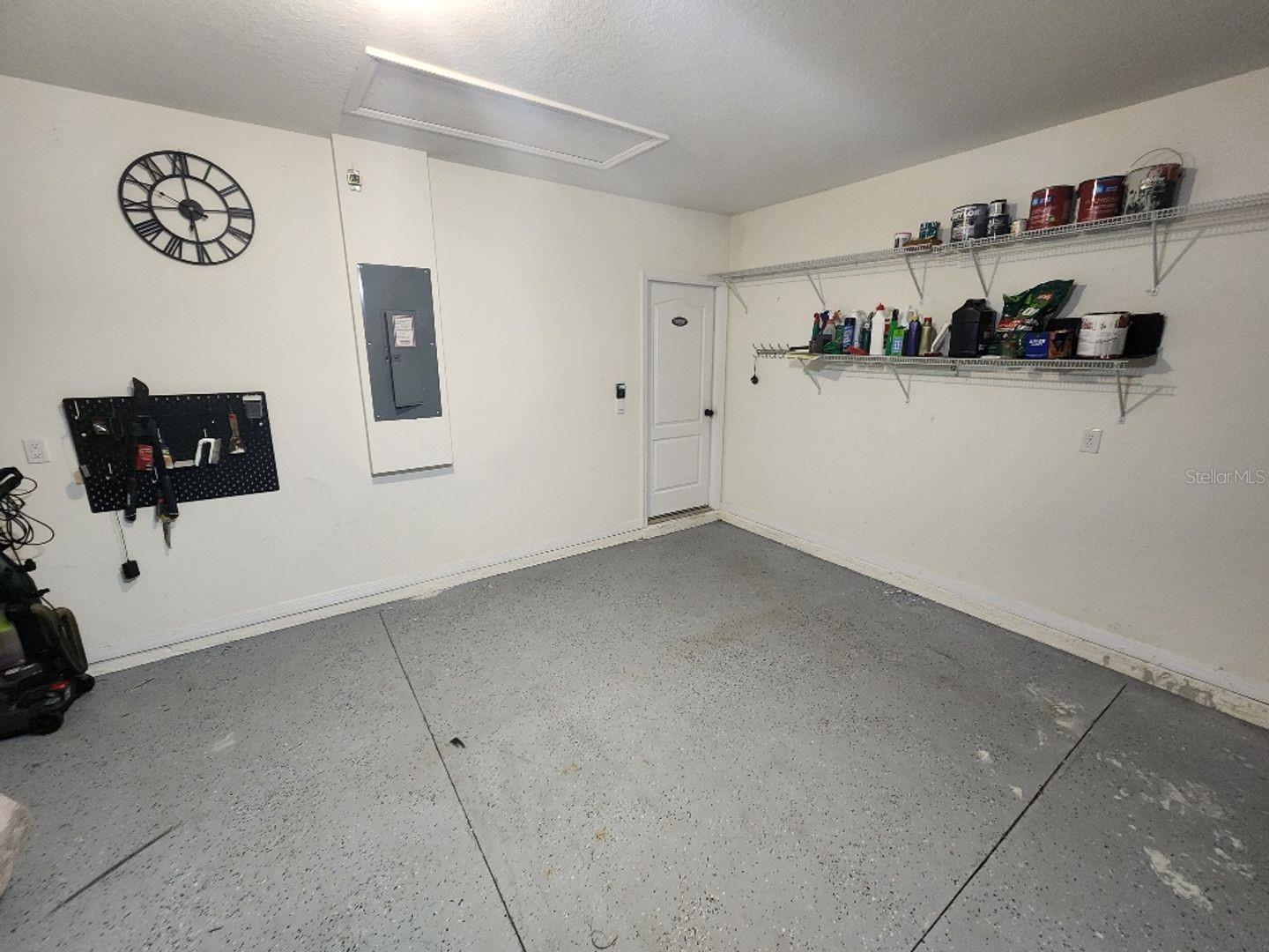 Image 18 of 25 For 915 Noble Run