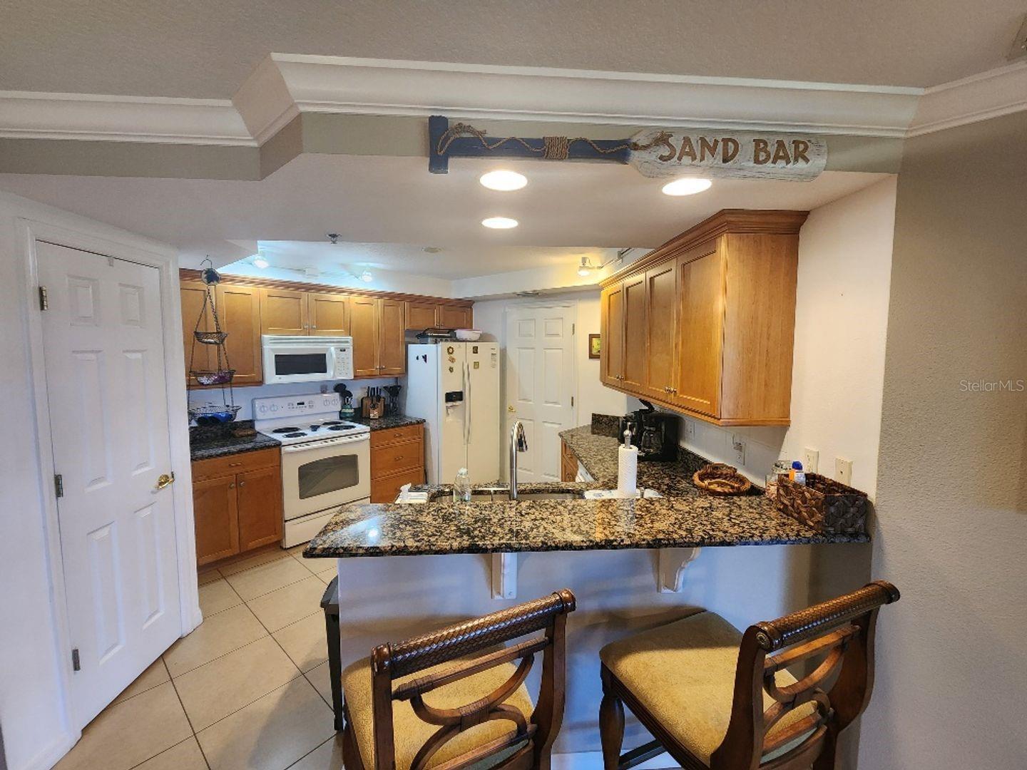 Image 7 of 22 For 5300 Atlantic Avenue 9-502