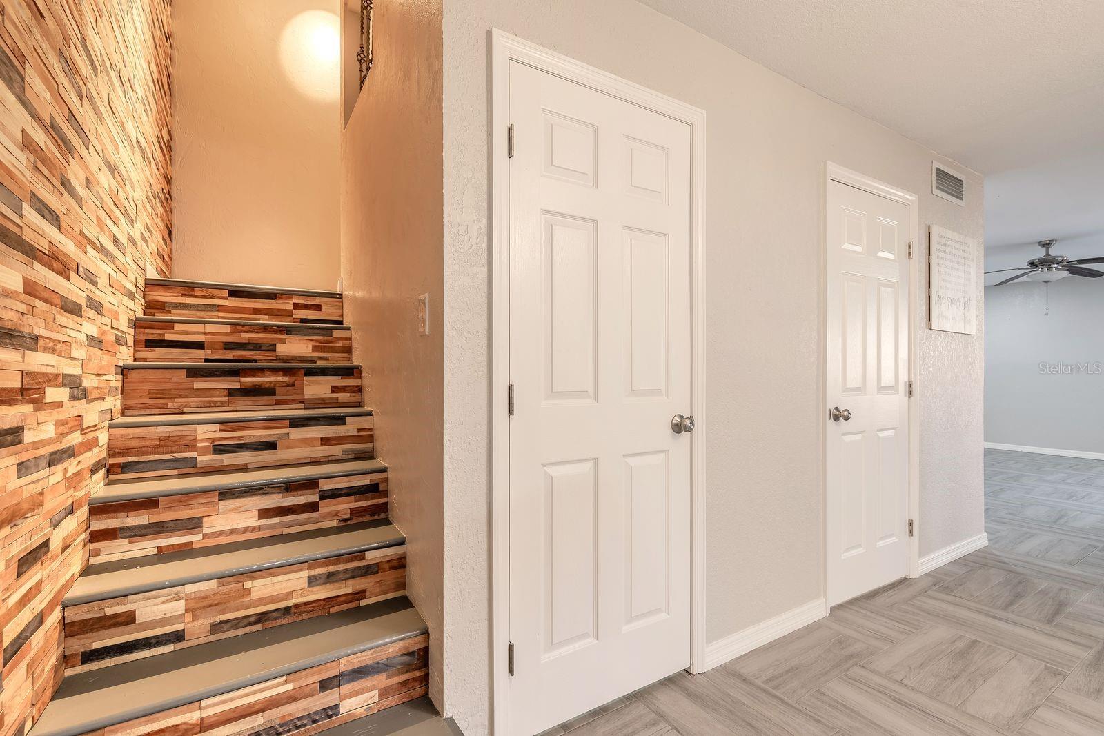 Image 11 of 28 For 139 Moonstone Court