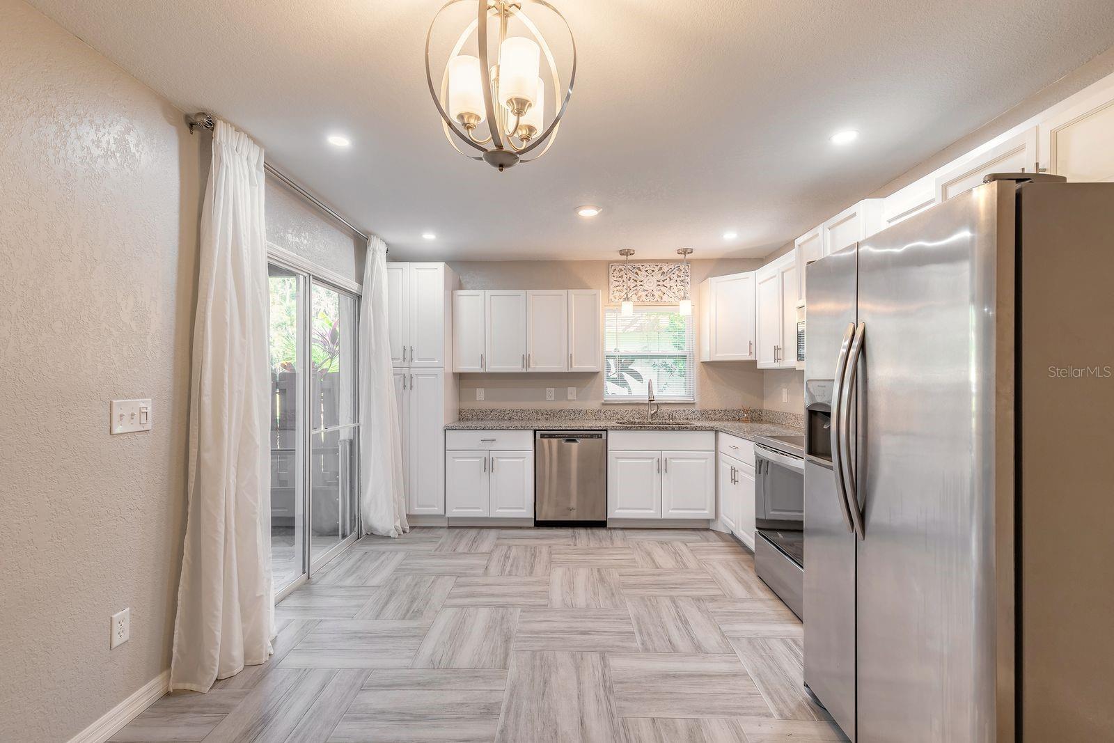 Image 12 of 28 For 139 Moonstone Court