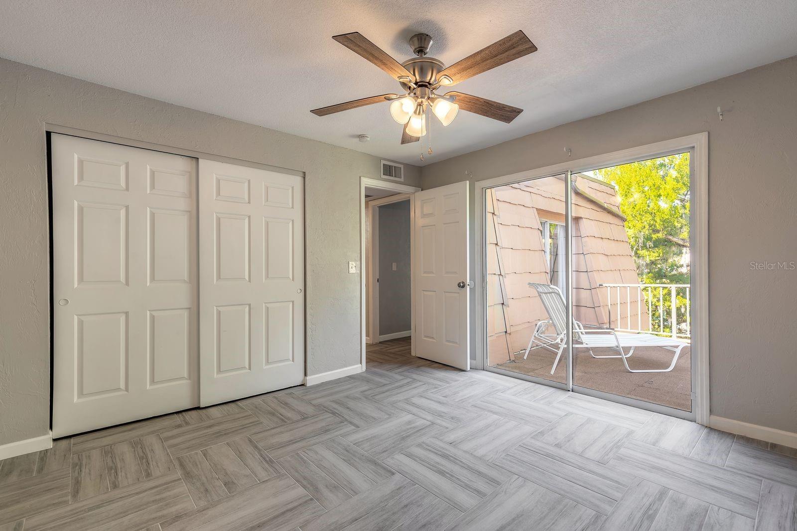 Image 21 of 28 For 139 Moonstone Court