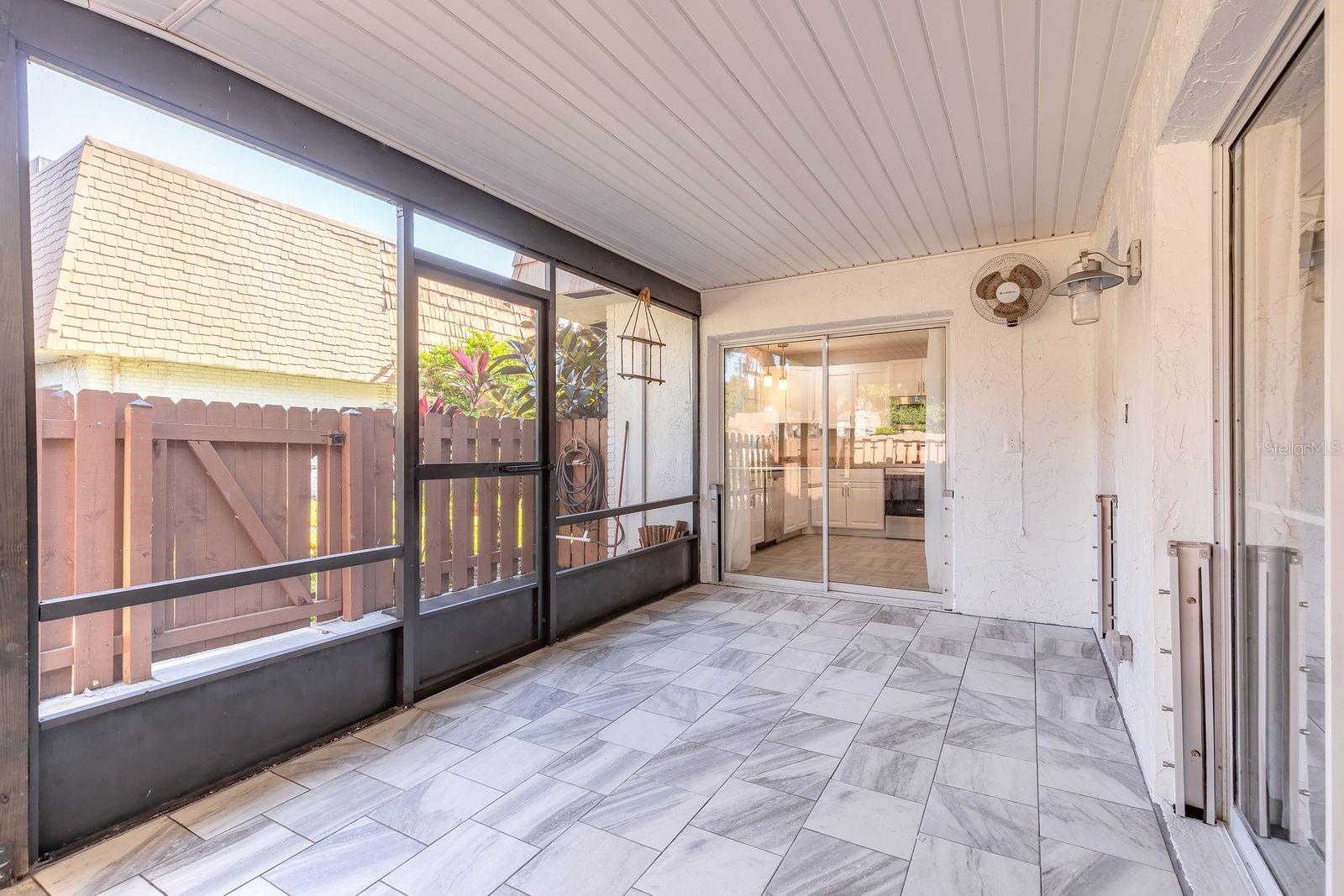 Image 6 of 28 For 139 Moonstone Court