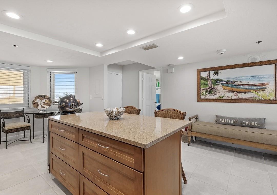 Image 11 of 44 For 257 Minorca Beach Way 904