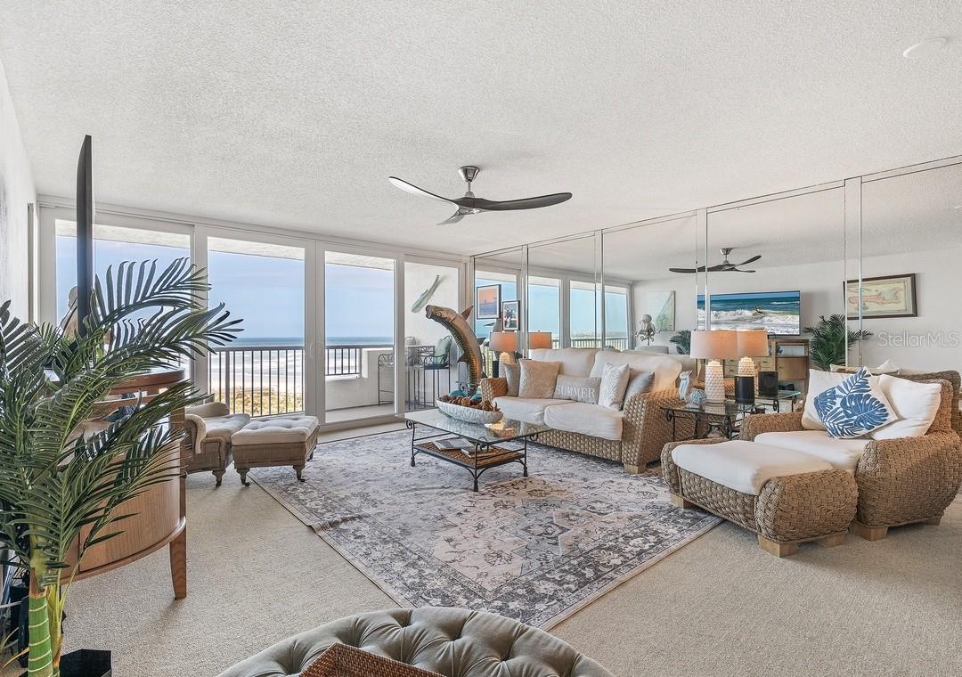 Image 12 of 44 For 257 Minorca Beach Way 904