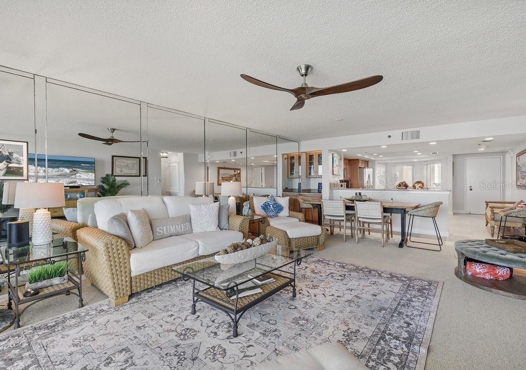 Image 16 of 44 For 257 Minorca Beach Way 904