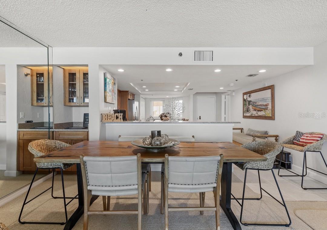 Image 18 of 44 For 257 Minorca Beach Way 904