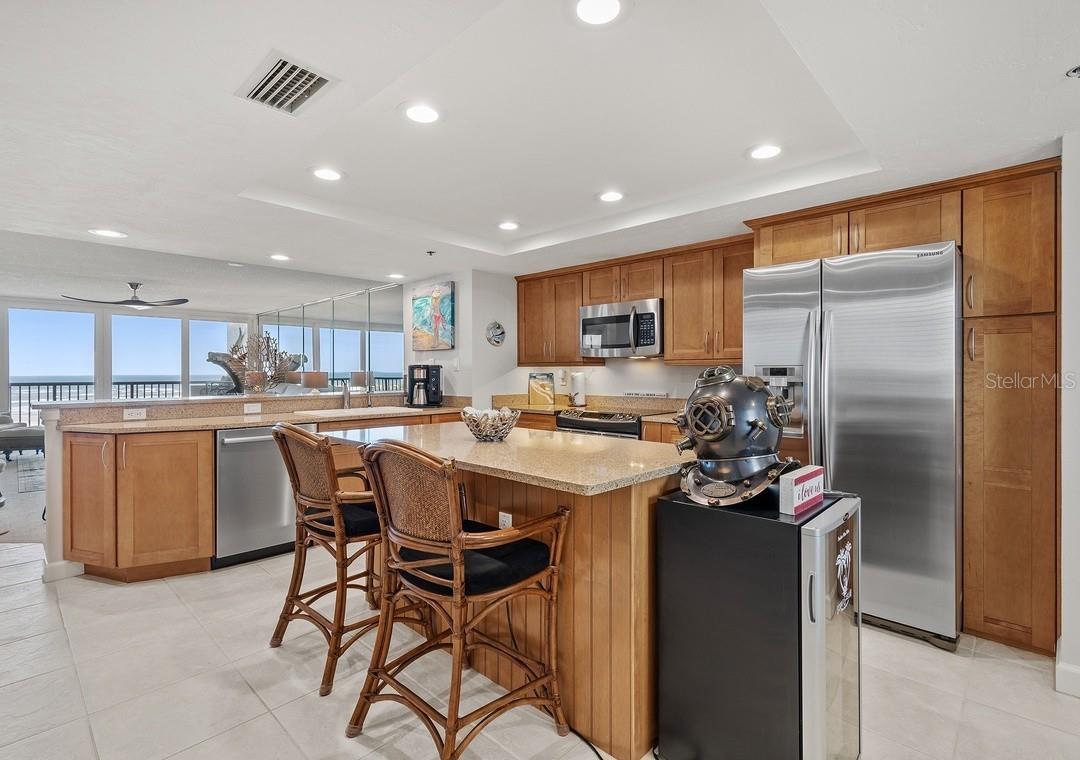 Image 7 of 44 For 257 Minorca Beach Way 904