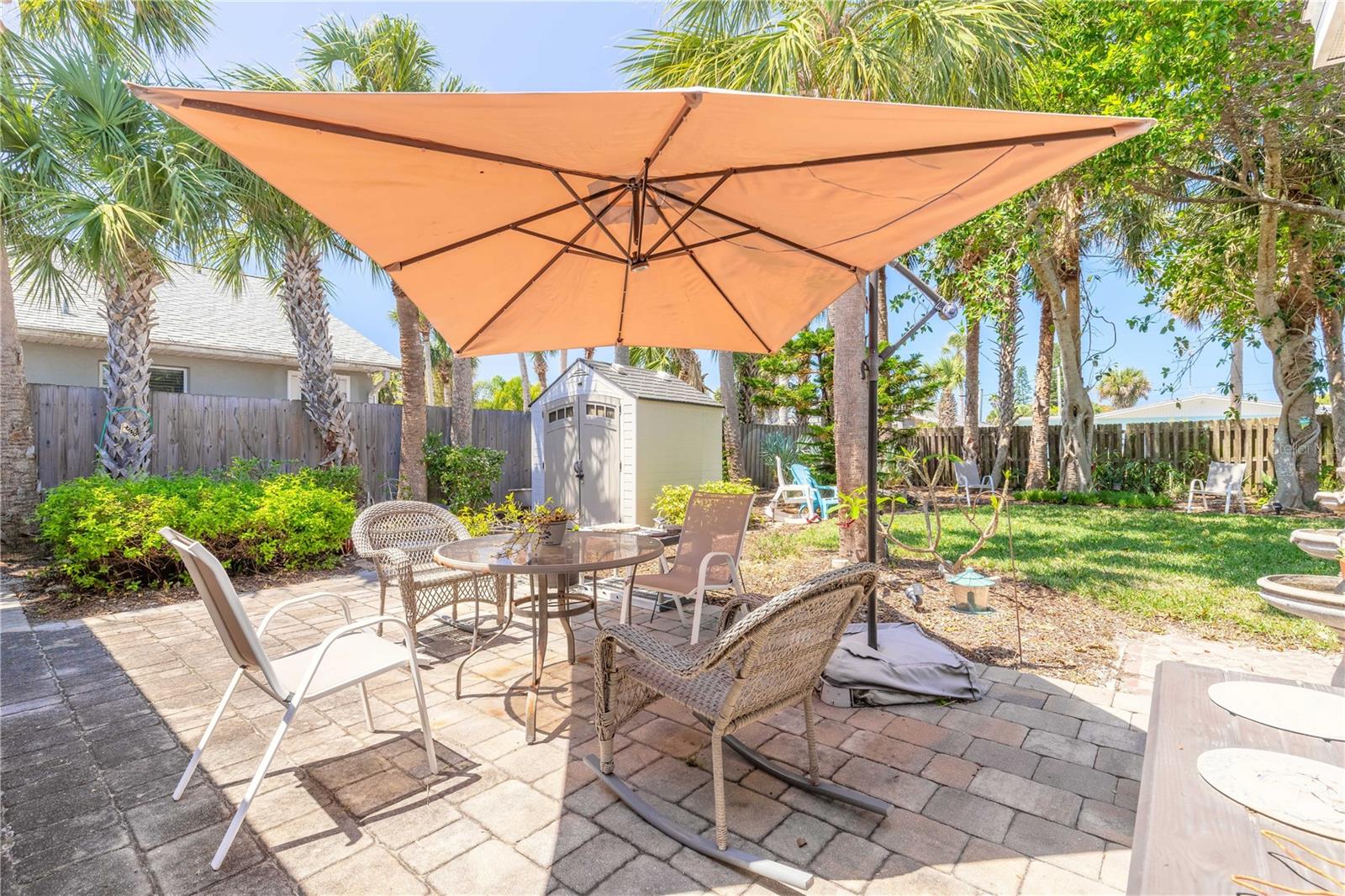 Image 25 of 41 For 208 Crawford Road