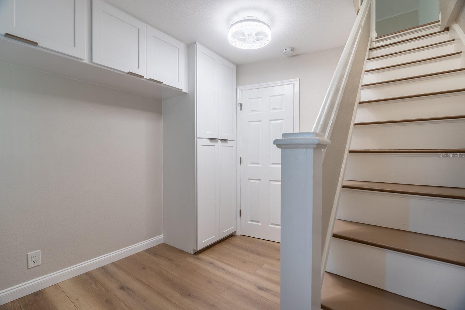 Image 18 of 33 For 908 3rd Street