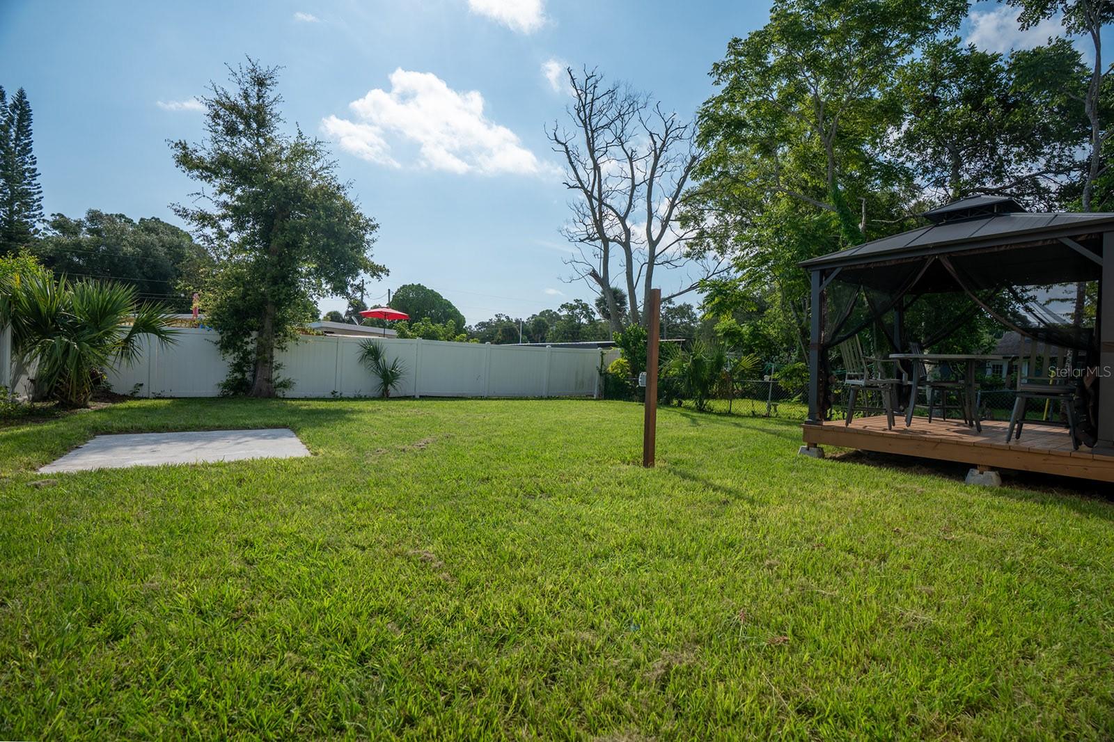 Image 22 of 33 For 908 3rd Street