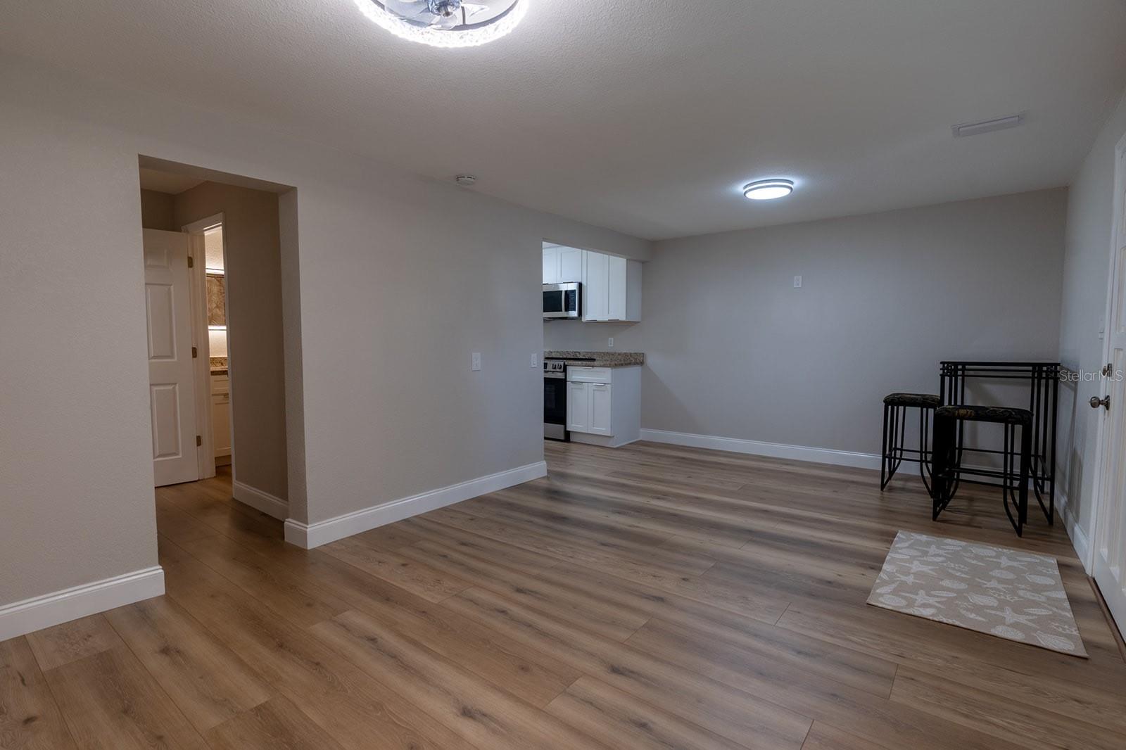 Image 8 of 33 For 908 3rd Street