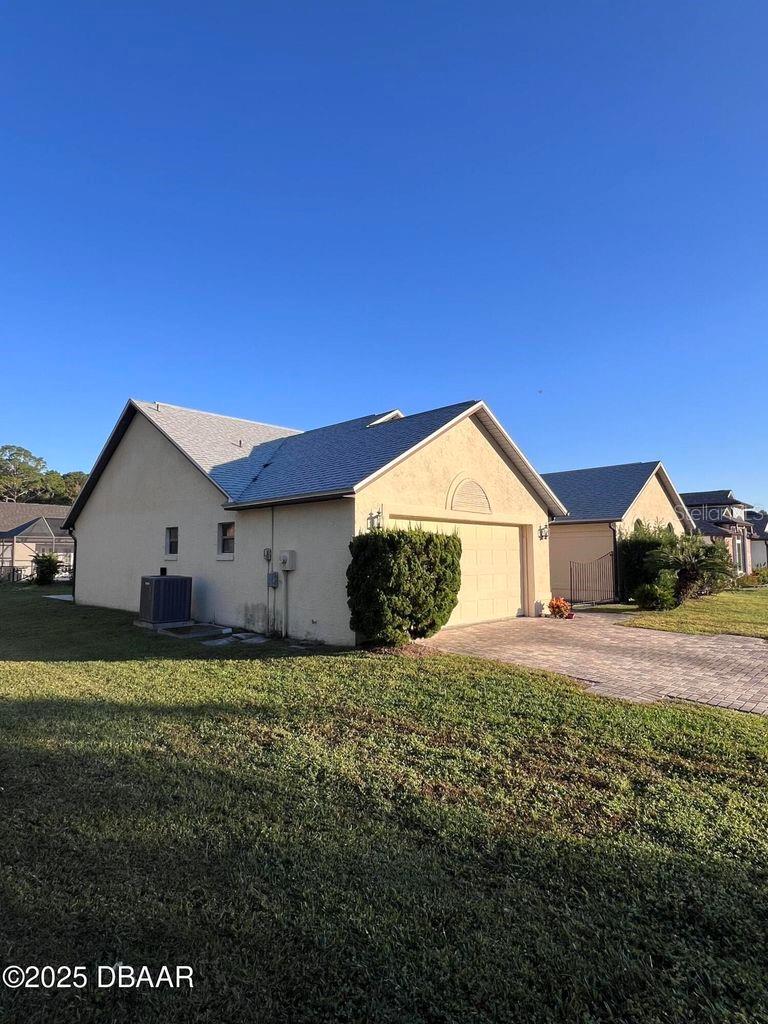 Image 2 of 19 For 1392 Surrey Park Drive