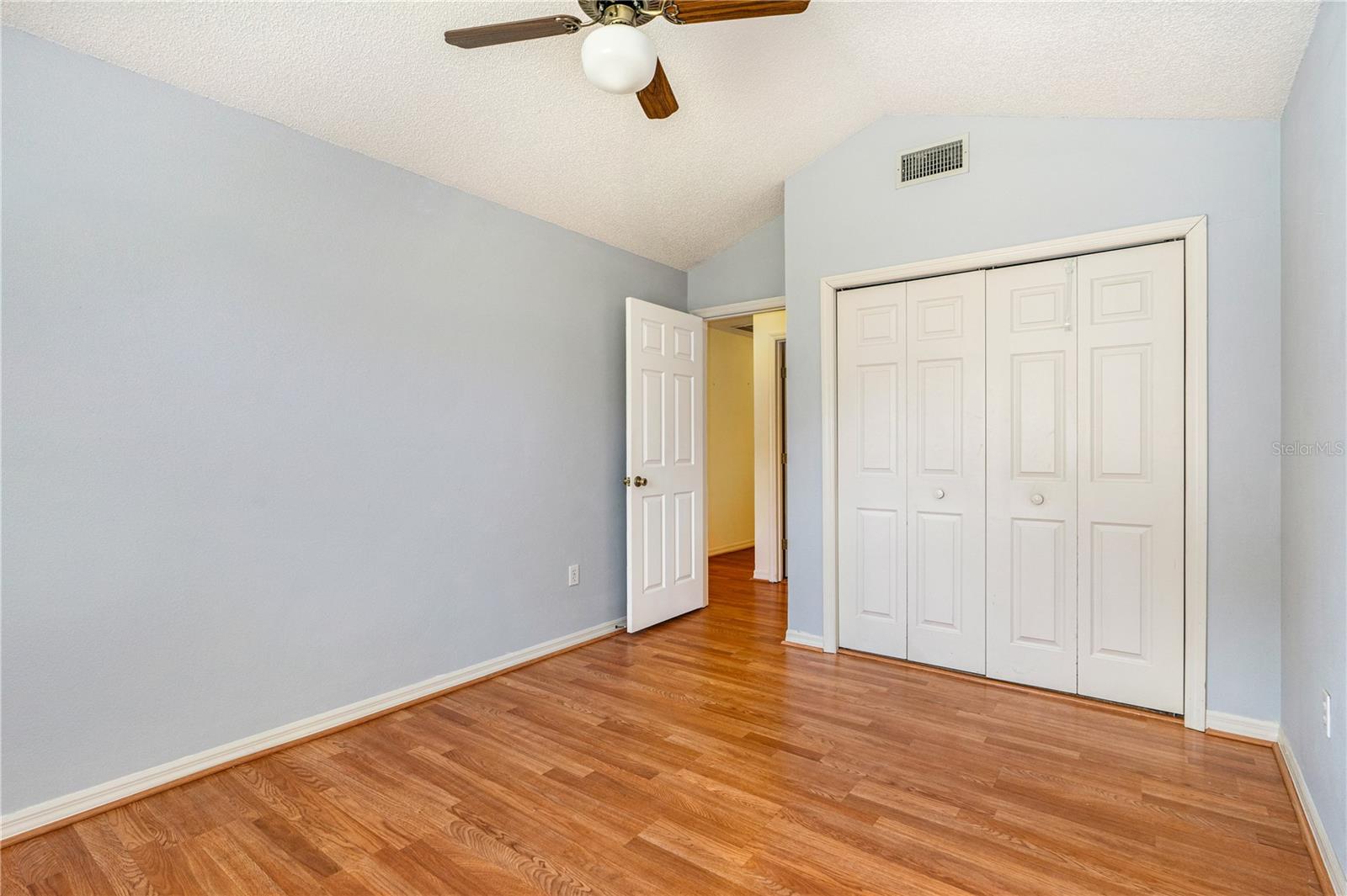 Image 36 of 44 For 1392 Surrey Park Drive