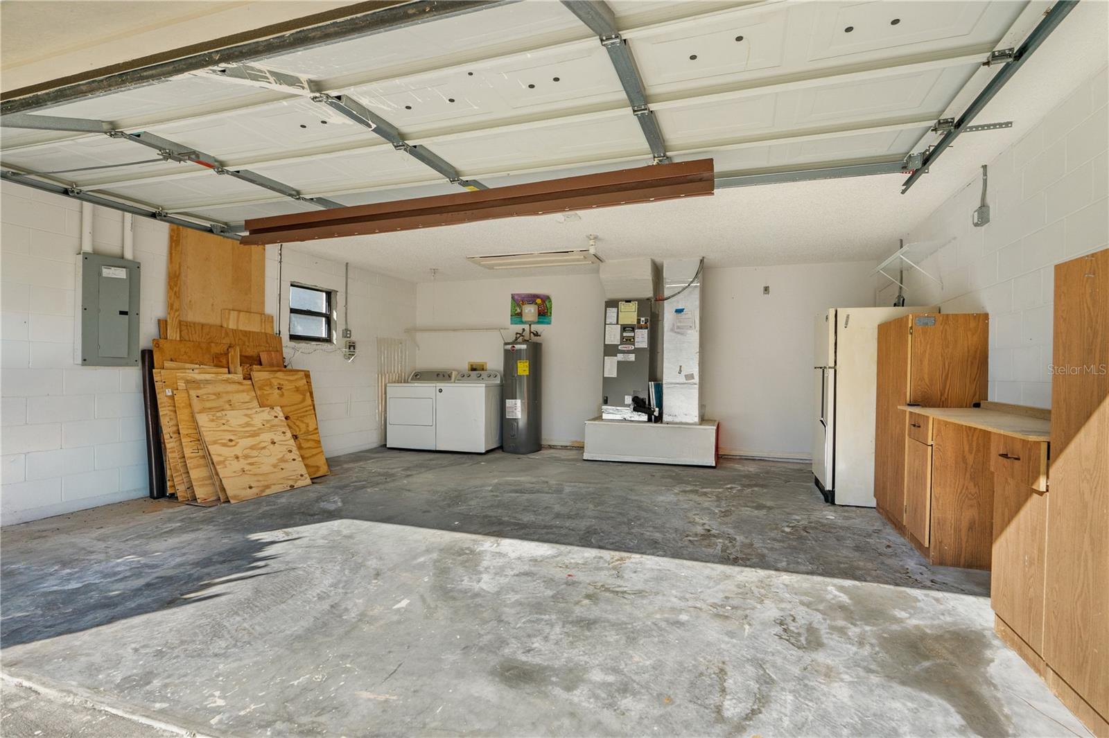 Image 38 of 44 For 1392 Surrey Park Drive