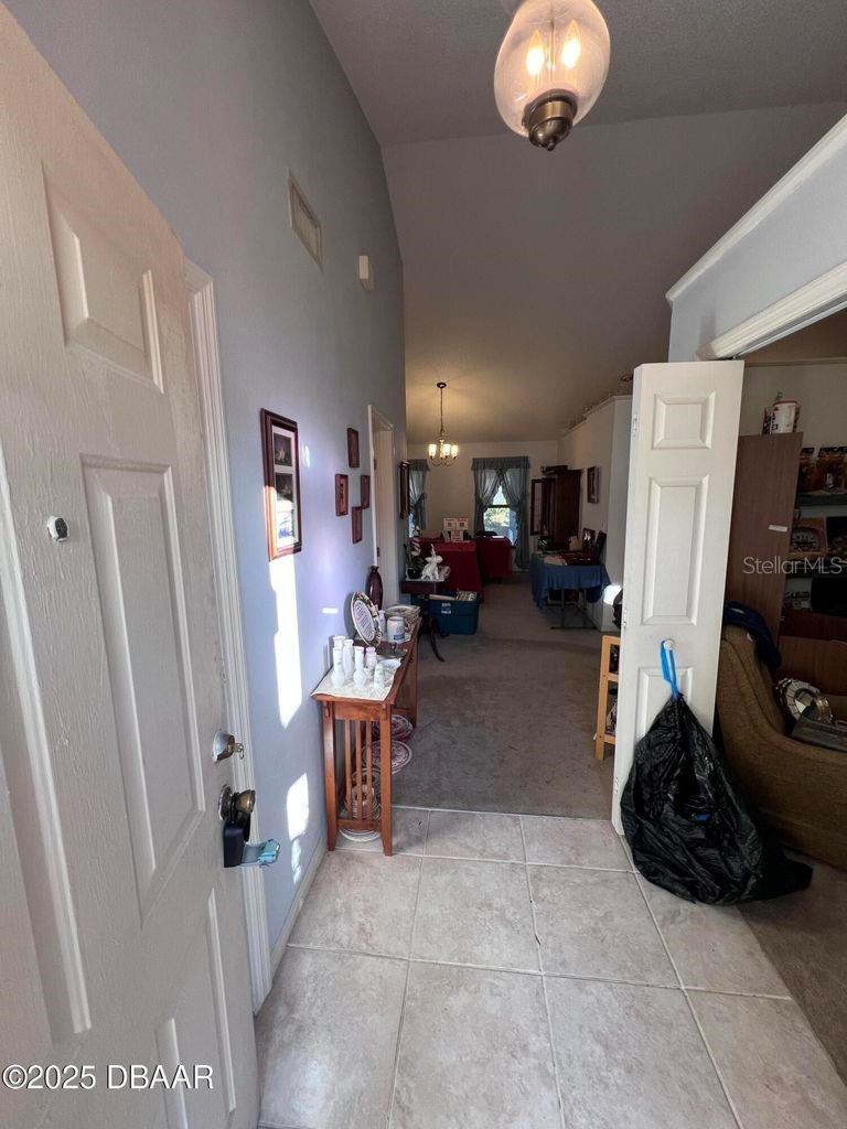 Image 5 of 19 For 1392 Surrey Park Drive