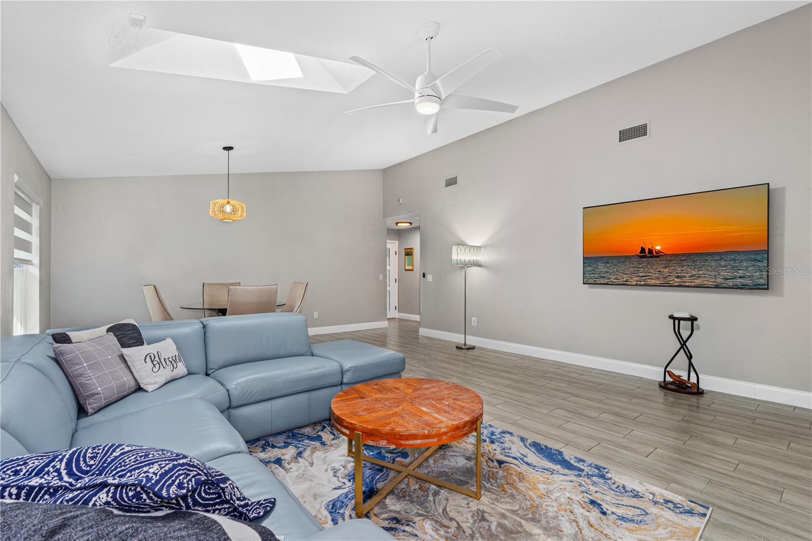 Image 14 of 43 For 799 22nd Avenue