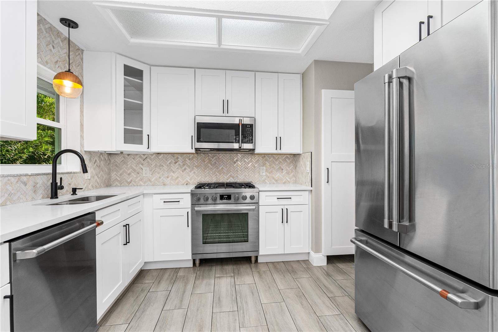 Image 7 of 43 For 799 22nd Avenue