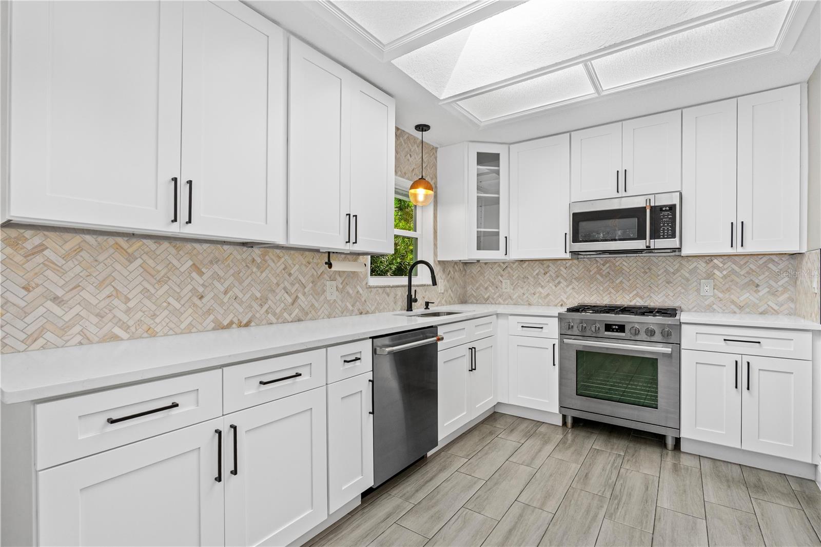 Image 9 of 43 For 799 22nd Avenue