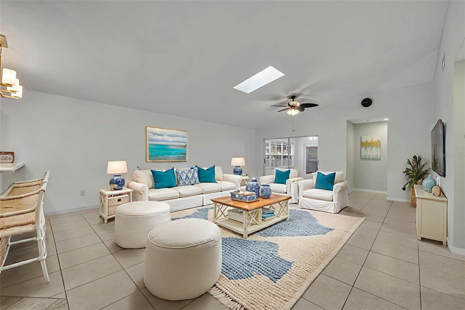 Image 7 of 32 For 3817 Grove View Lane