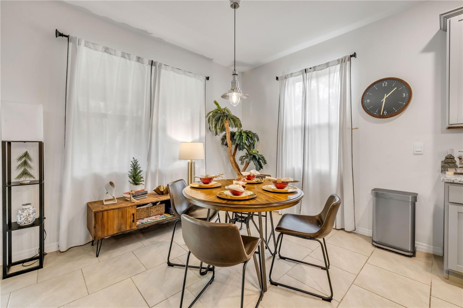 Image 20 of 62 For 1743 Red Rock Road