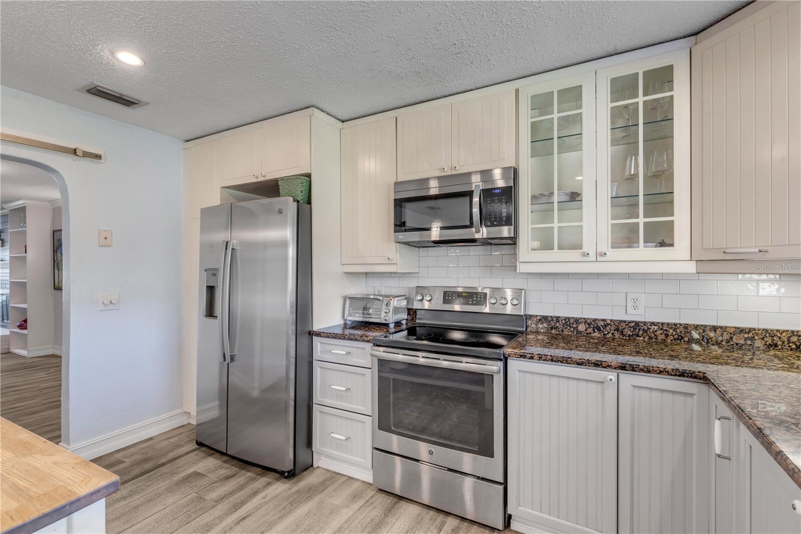 Image 20 of 100 For 4602 Saxon Drive