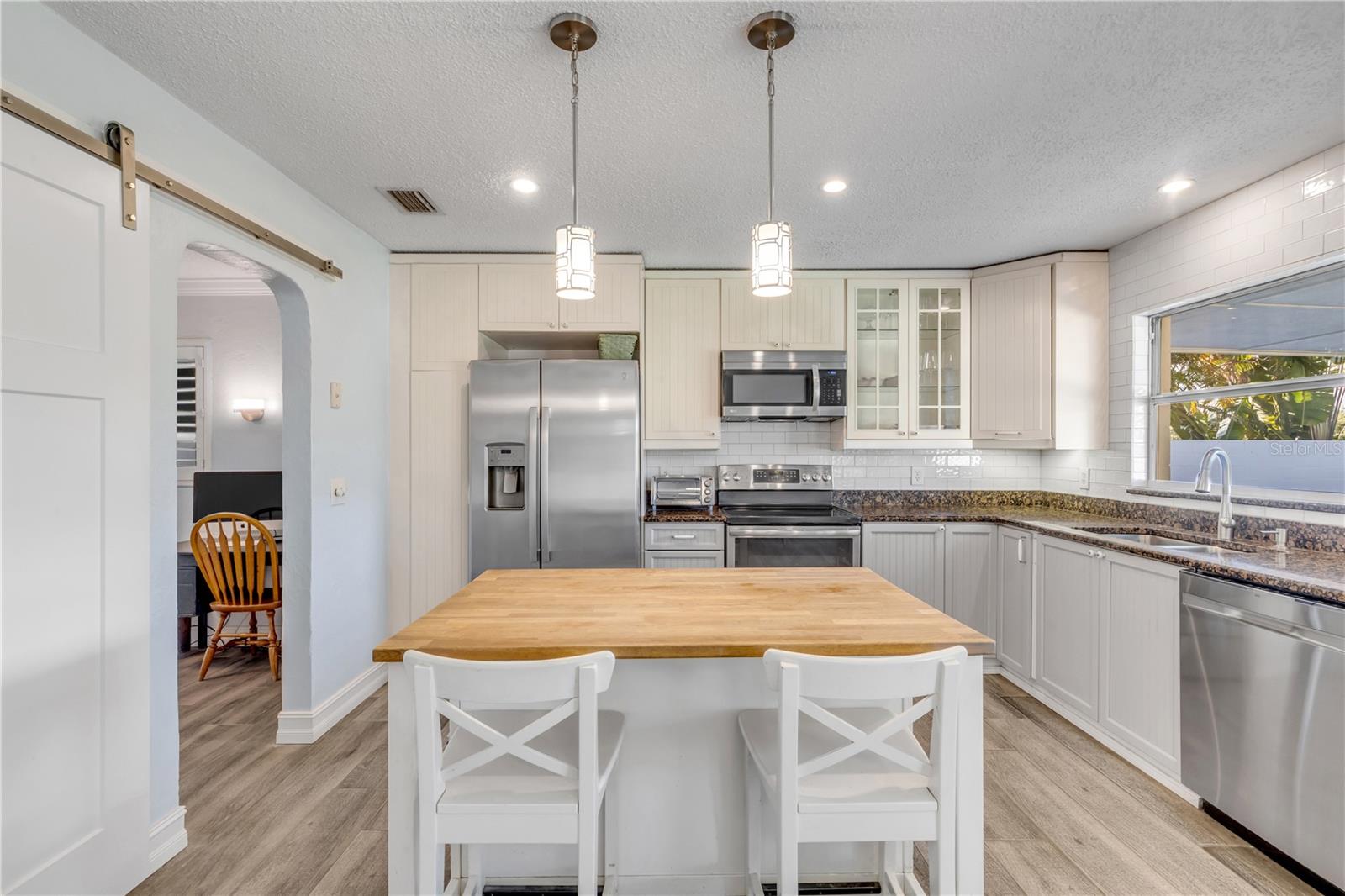 Image 26 of 100 For 4602 Saxon Drive