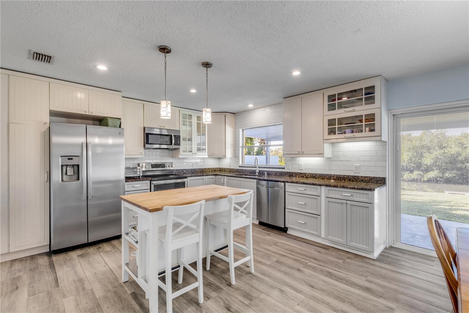 Image 27 of 100 For 4602 Saxon Drive