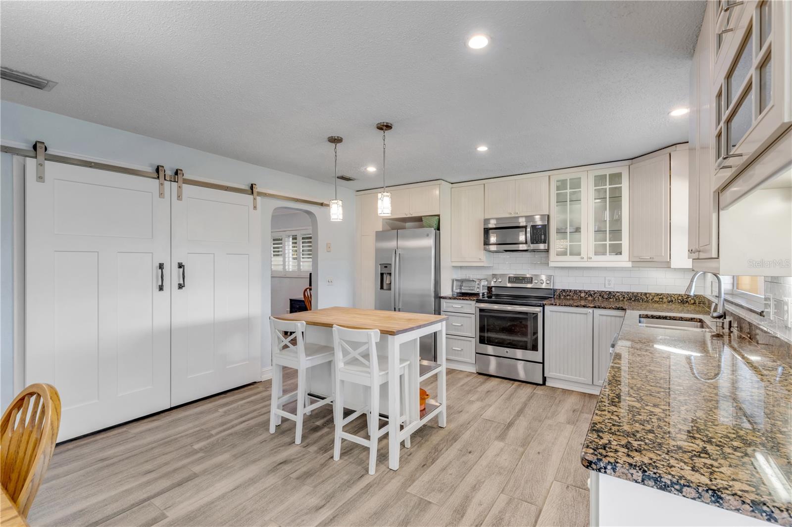 Image 28 of 100 For 4602 Saxon Drive